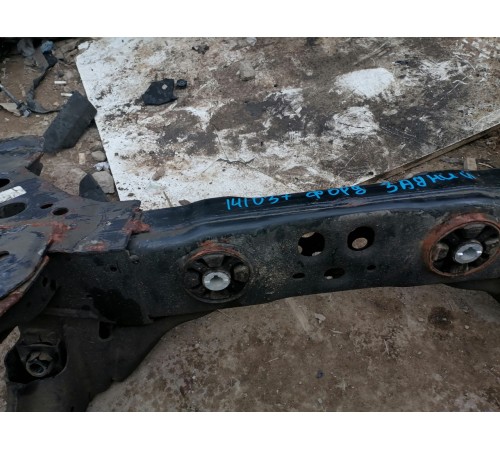 Балка подвески задняя, подрамник
