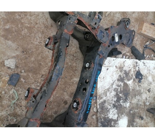 Балка подвески задняя, подрамник