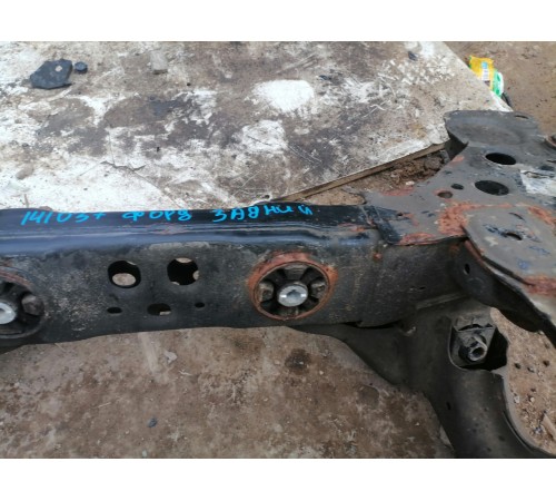 Балка подвески задняя, подрамник