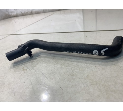 Патрубок системы охлаждения