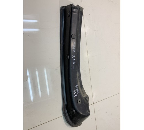 Молдинг стойки D наружный (задний, верхний, левый)