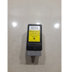 Блок (модуль) управления подогревом сиденья передний правый