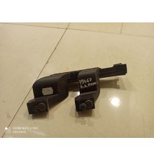 Направляющая стекла двери(передняя левая)