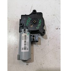 Моторчик люка крыши 