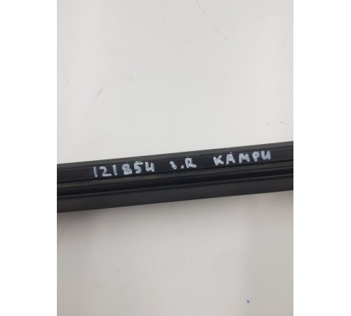 Уплотнитель стекла задний правый внутренний