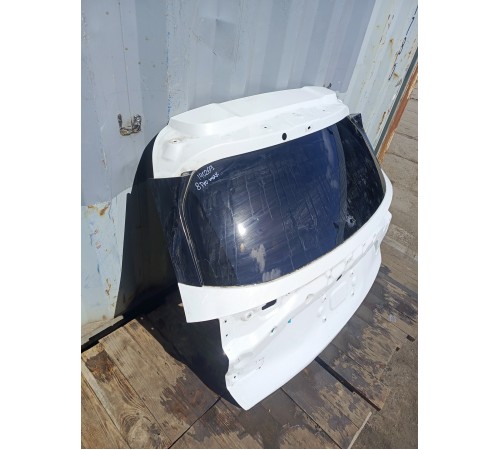 Дверь багажника крышка