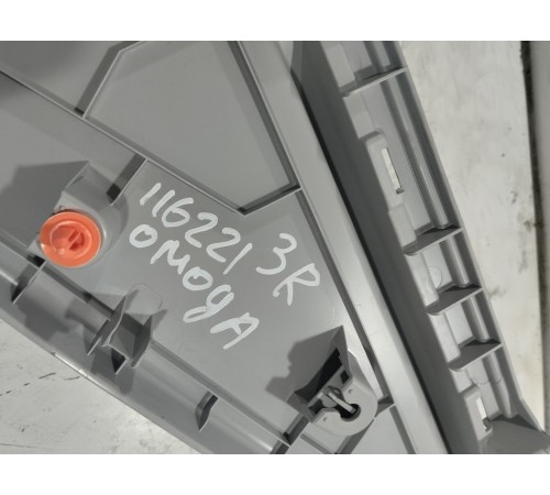 Обшивка стойки задняя правая