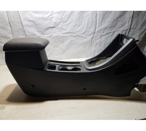 Подлокотник