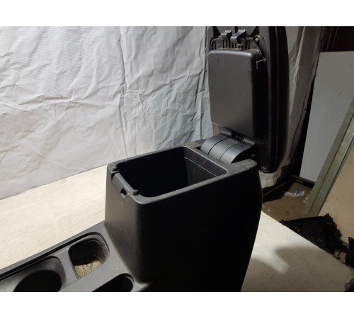 Подлокотник