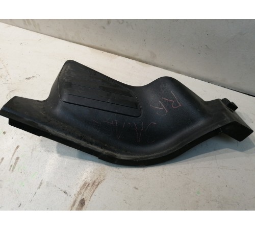 Накладка порога внутренняя задняя левая