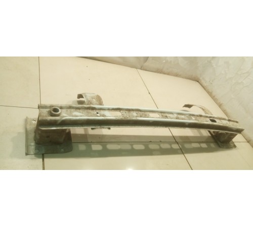 Усилитель заднего бампера