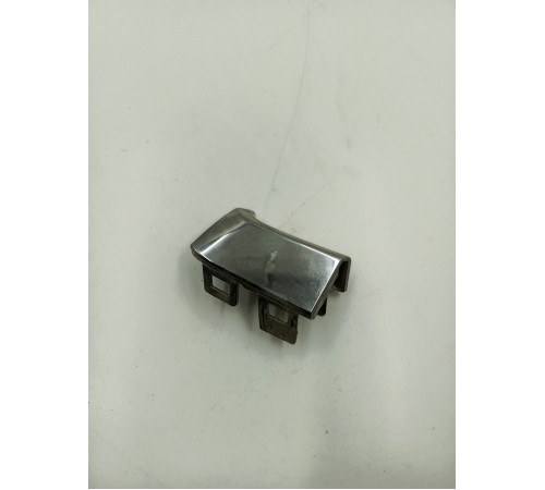 Заглушка буксировочного крюка