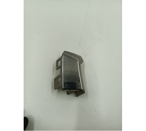 Заглушка буксировочного крюка