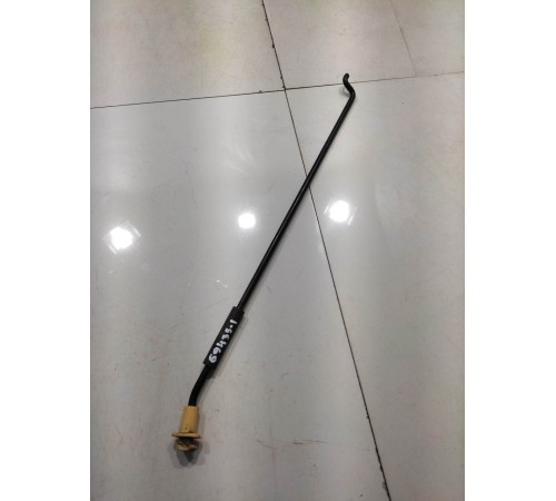 Держатель капота