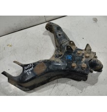 Рычаг подвески передний правый нижний