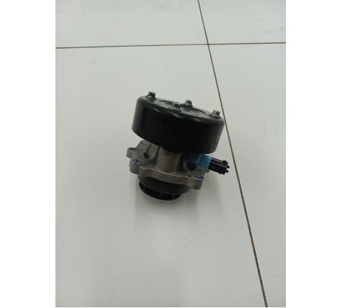 Насос водяной помпа