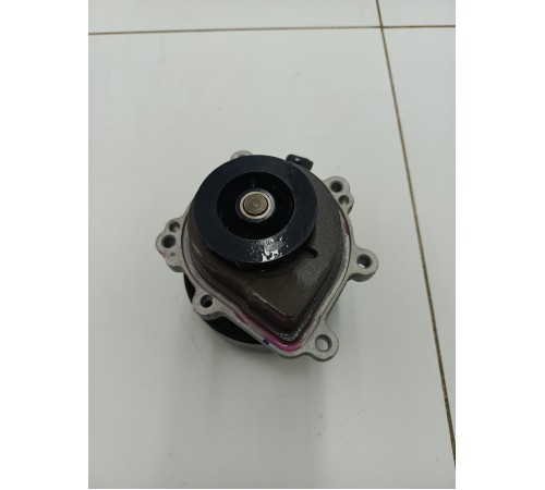 Насос водяной помпа