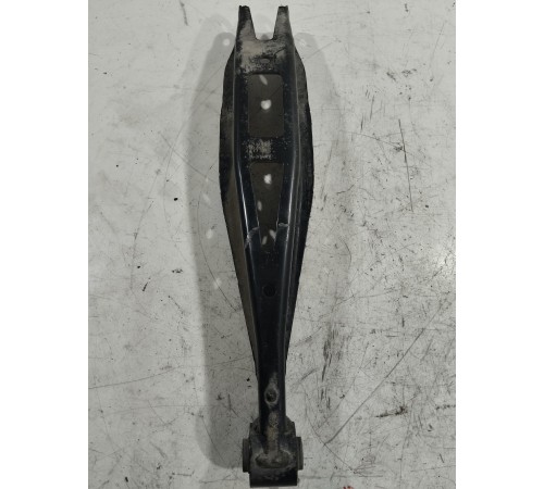 Рычаг подвески(задний правый)