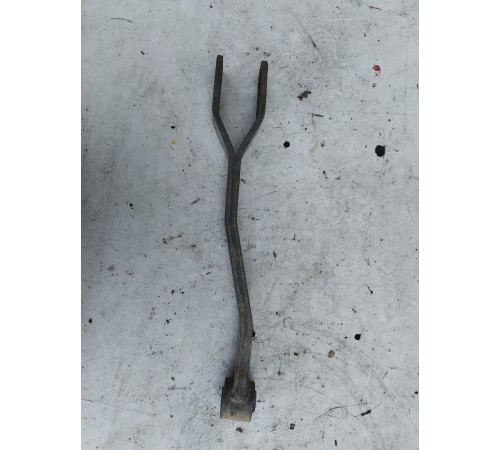 Стойка переднего стабилизатора правая