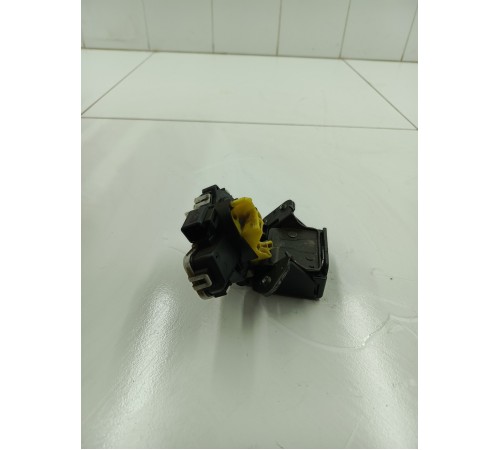 Замок двери крышки хлопушки багажника