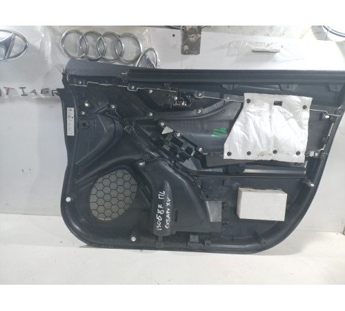 Обшивка двери передняя левая