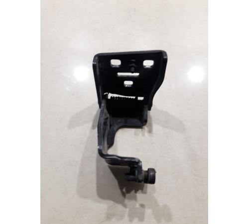 Ролик левой сдвижной двери средний