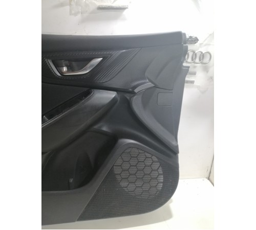 Обшивка двери передняя левая