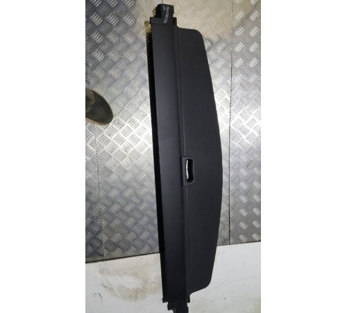 Шторка багажника