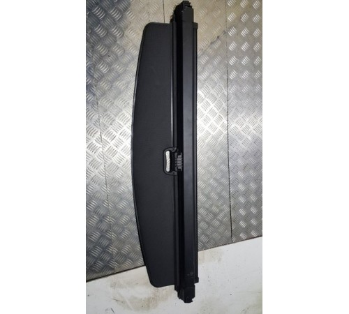 Шторка багажника