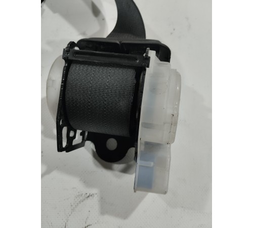 Ремень безопасности задний средний