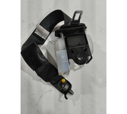 Ремень безопасности задний средний