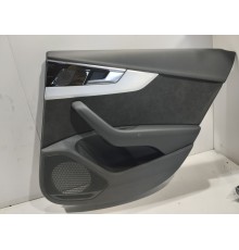 Обшивка двери (задняя правая)