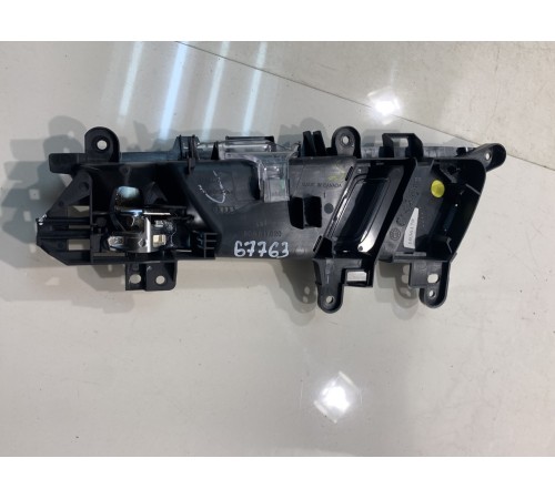 Ручка двери (передняя, правая, внутренняя)