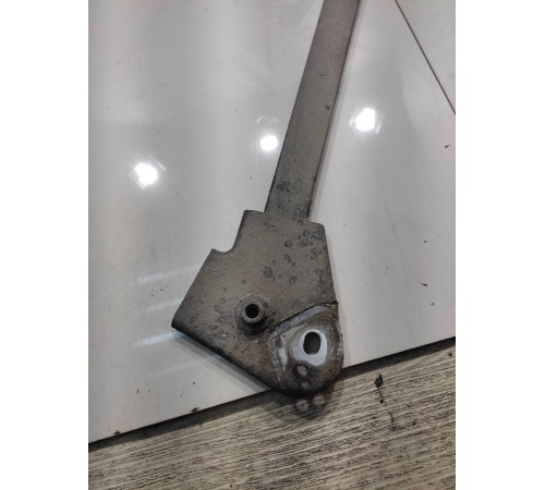 Рычаг распорки кузова(задний правый)