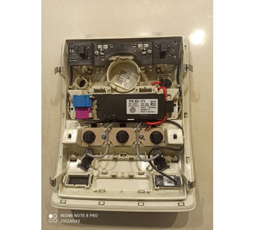 Плафон внутреннего освещения