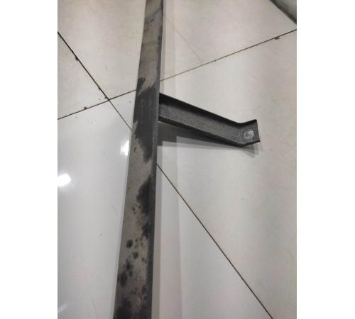 Рычаг распорки кузова(задний правый)