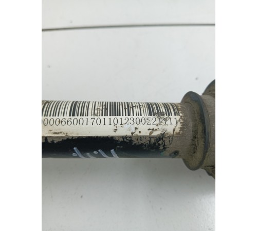 Привод (полуось) передний правый