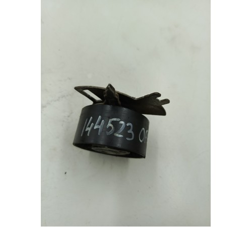 Ролик натяжитель