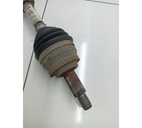 Привод (полуось) передний правый