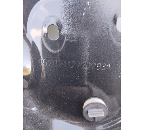 Дверь(передняя левая)