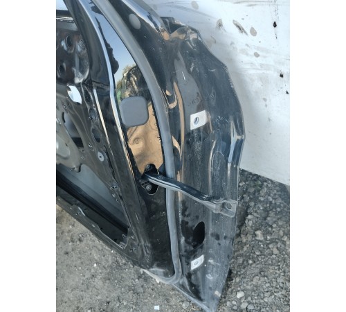 Дверь(передняя левая)