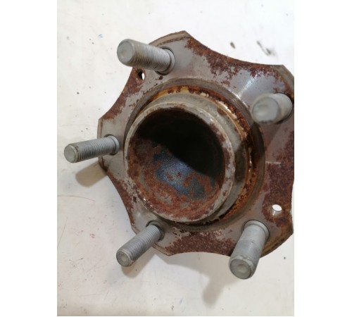 Ступица задняя правая