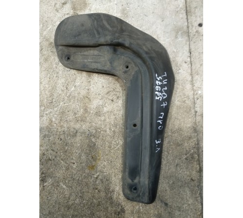 Брызговик задний левый