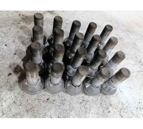 Комплект колёсных болтов (20шт)