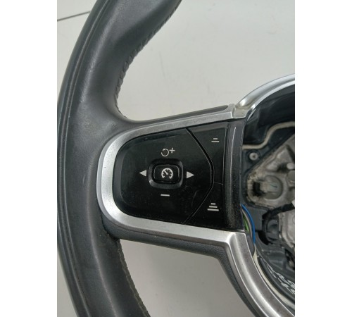 Рулевое колесо (руль)