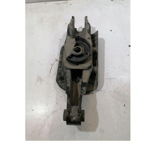 Рычаг задний левый