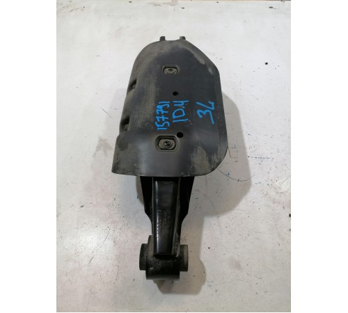 Рычаг задний левый