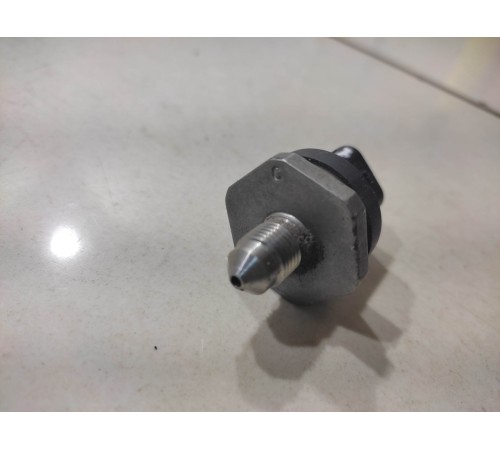 Датчик давления топлива