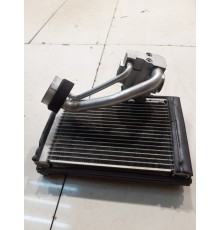 Радиатор кондиционера задний