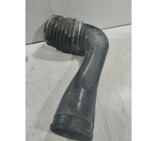 Патрубок воздушного фильтра